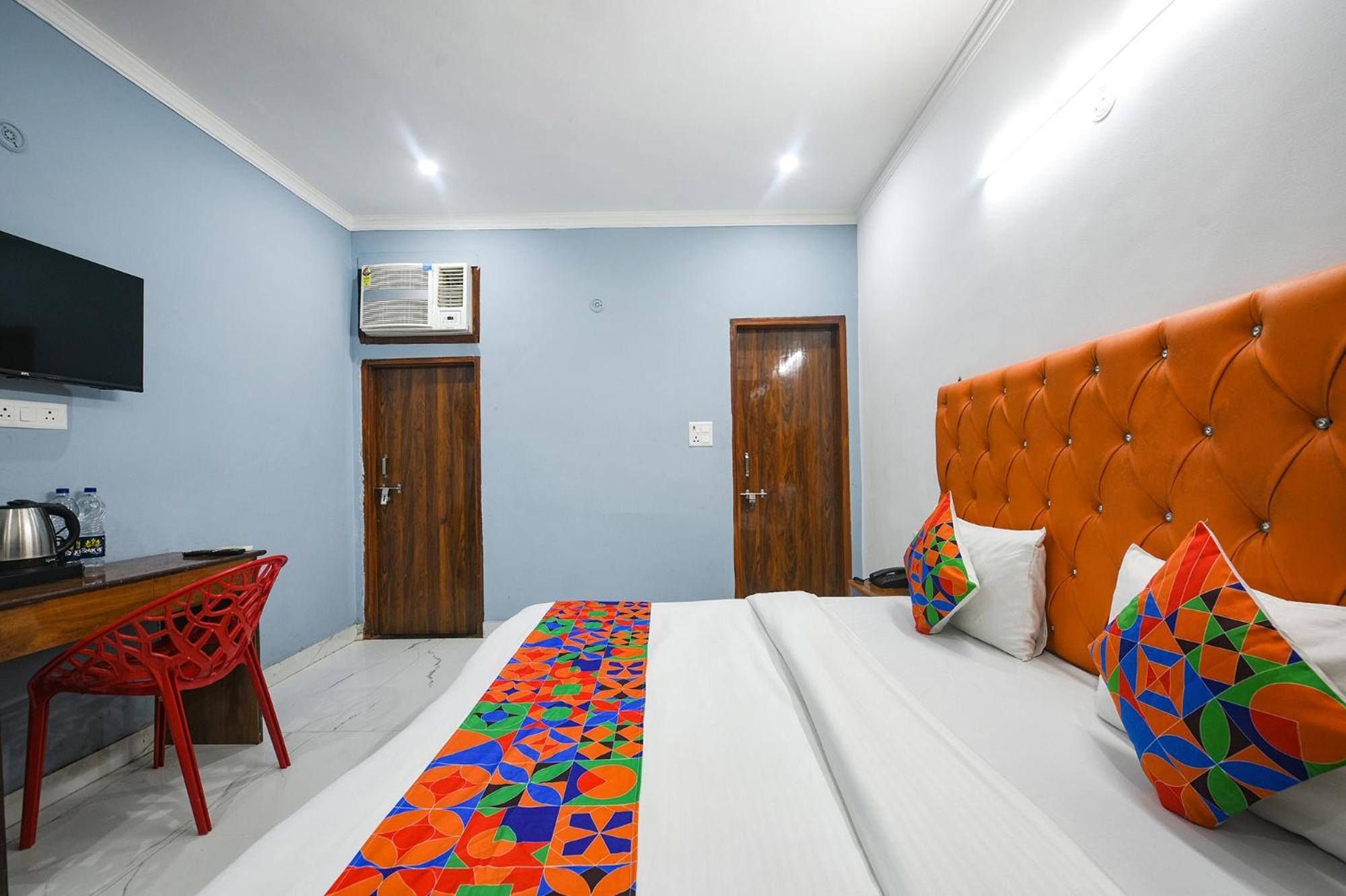 Fabhotel Wonderland Studio Rooms Gurgaon Exterior foto