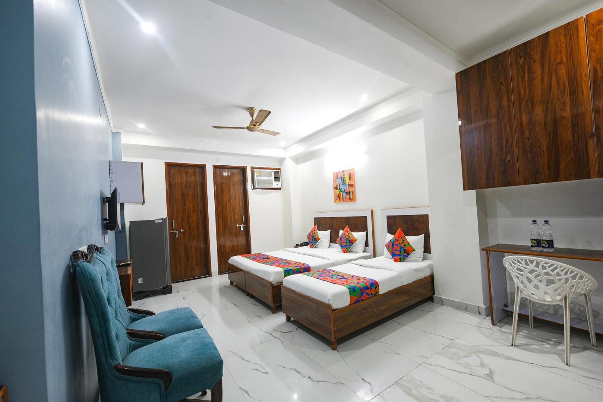 Fabhotel Wonderland Studio Rooms Gurgaon Exterior foto
