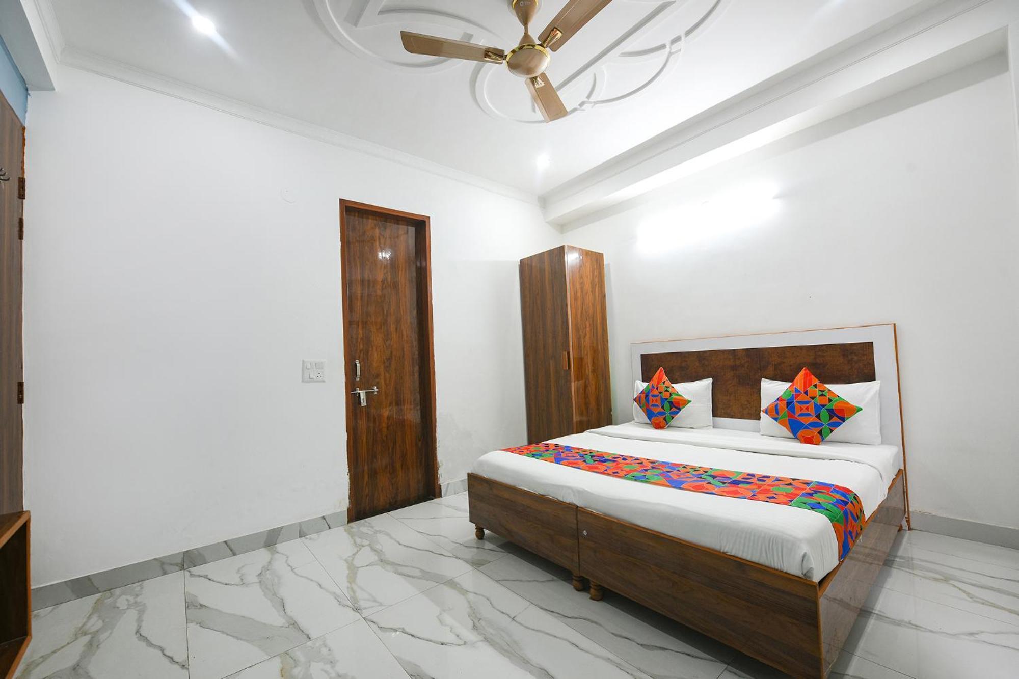 Fabhotel Wonderland Studio Rooms Gurgaon Exterior foto